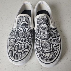 Snake print vans